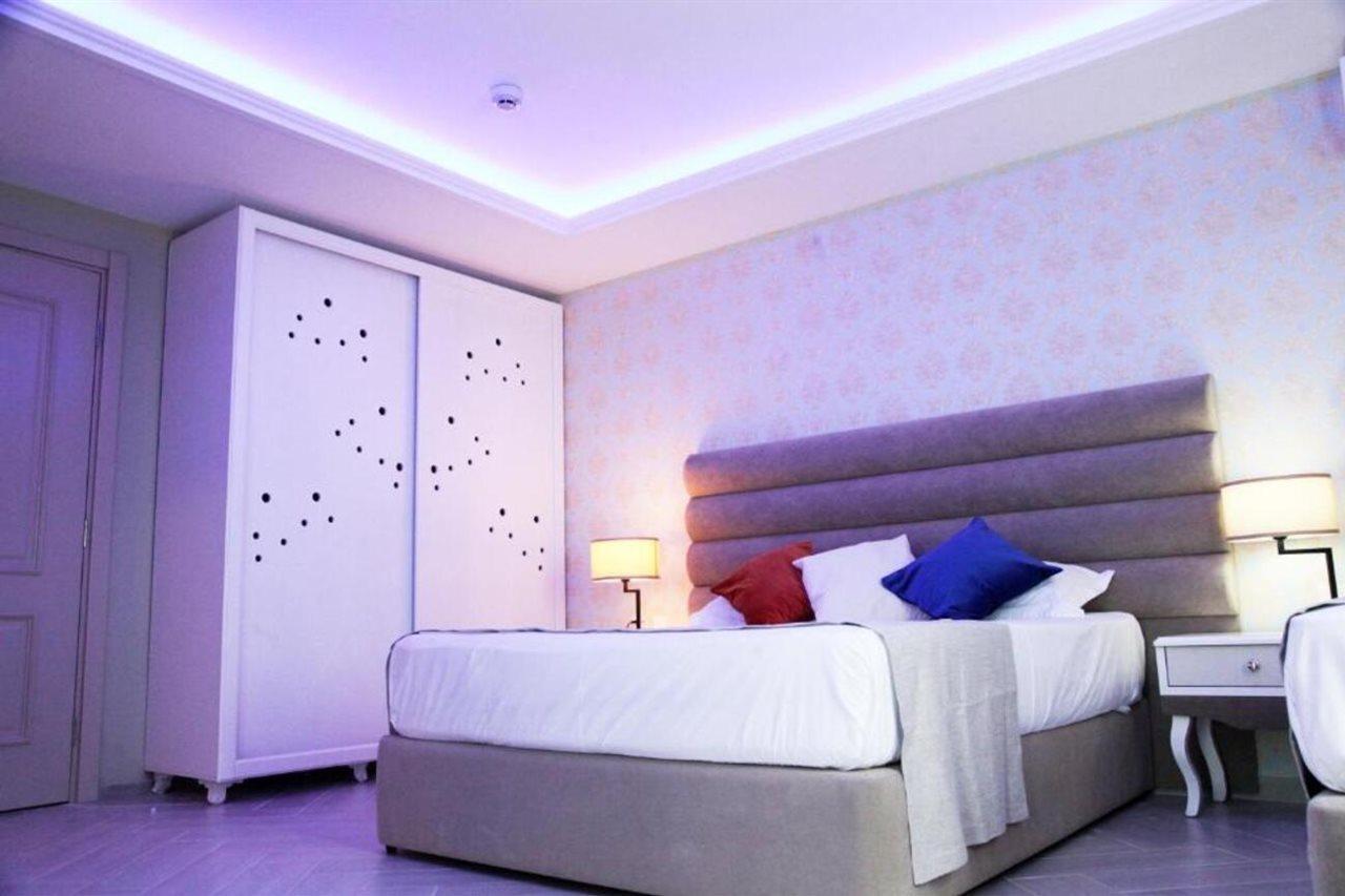 Fafa Hotel 4*